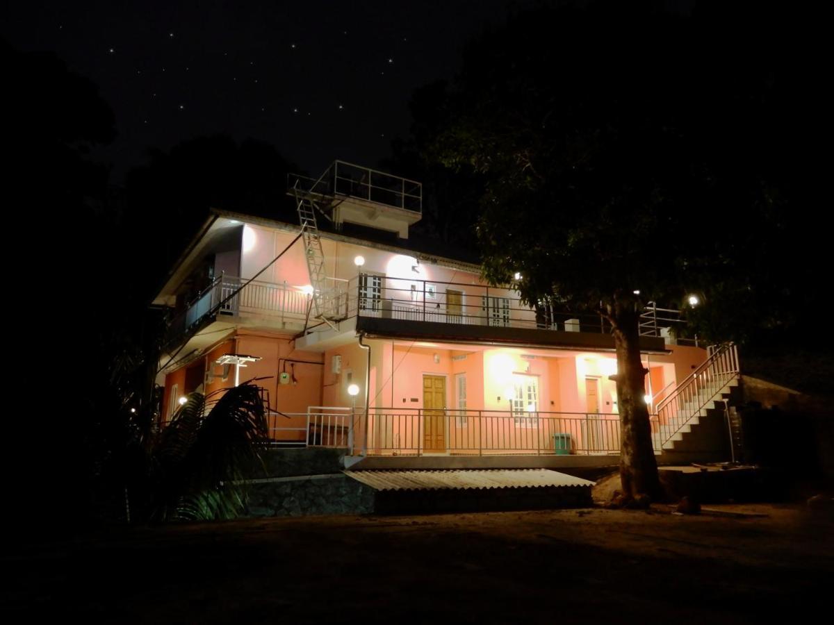 Drizzle Valley Cottage Munnar Ngoại thất bức ảnh