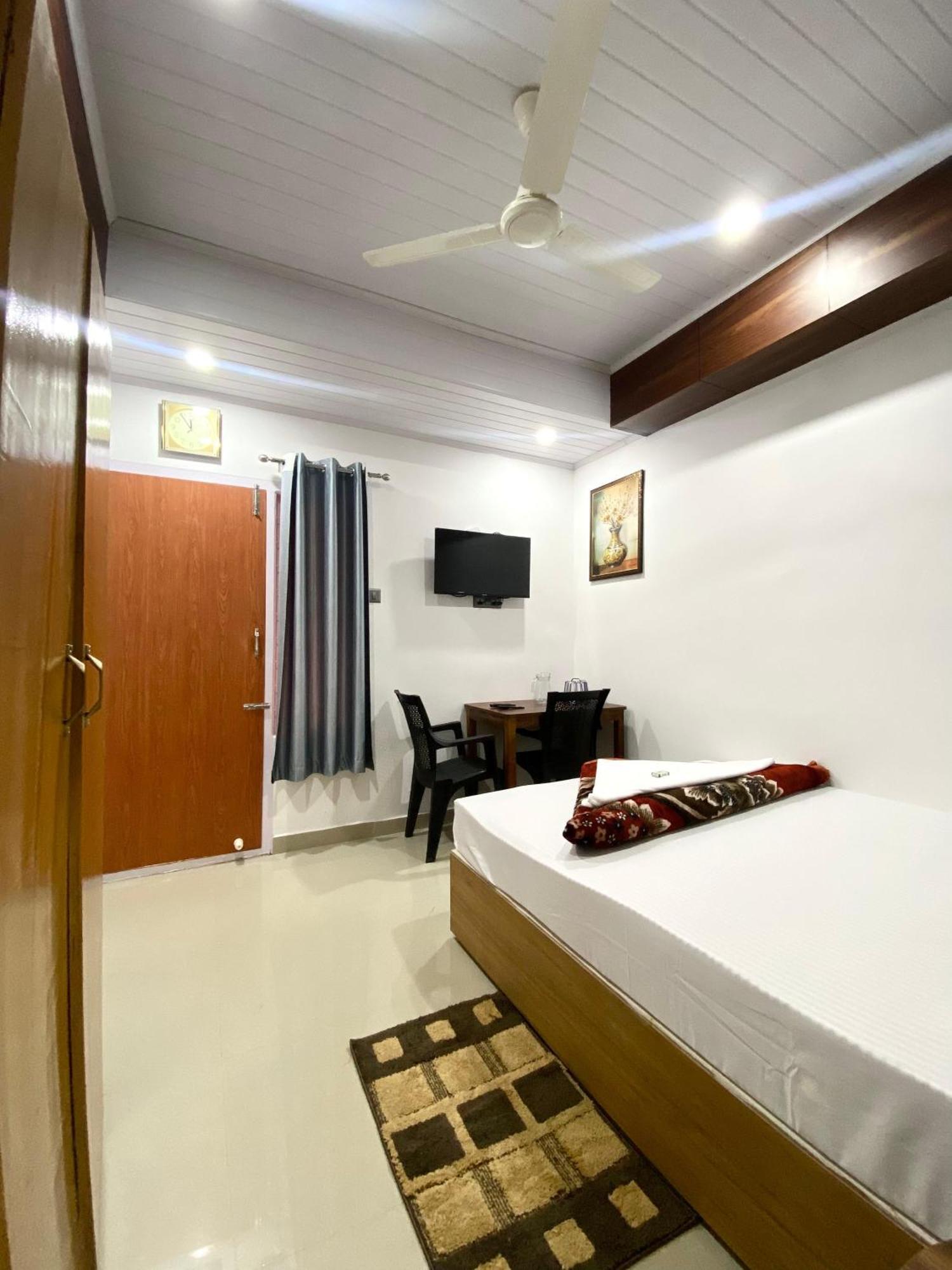 Drizzle Valley Cottage Munnar Ngoại thất bức ảnh